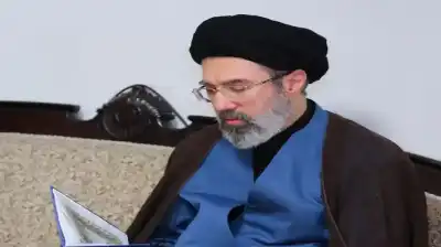 إيران تعين مجتبى خامنئي مرشدا أعلى