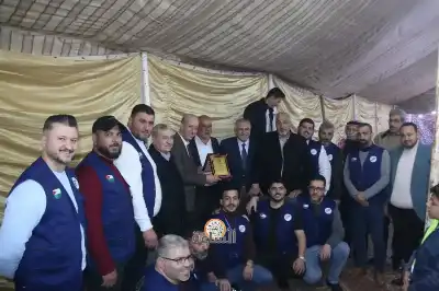 تألف شباب سوم جهد استثنائي يرسم