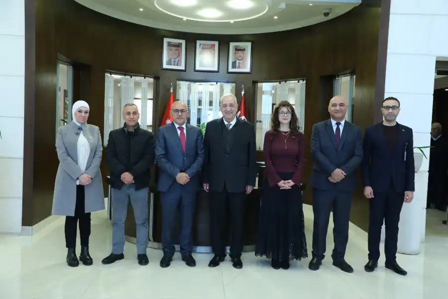 مدار الساعة,أخبار الجامعات الأردنية,جامعة الشرق الأوسط