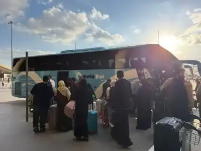 العراق يجلي أولى دفعات مواطنيه العالقين