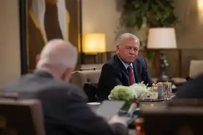 الملك ورئيس وزراء إثيوبيا يبحثان هاتفيا