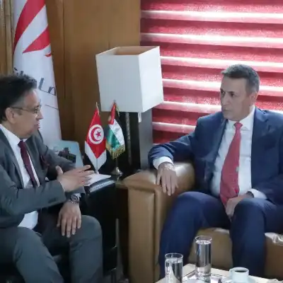 بحث تعزيز التبادل التجاري والتكامل الاقتصادي