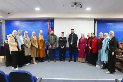 جامعة الزرقاء تعقد ورشة عمل حول