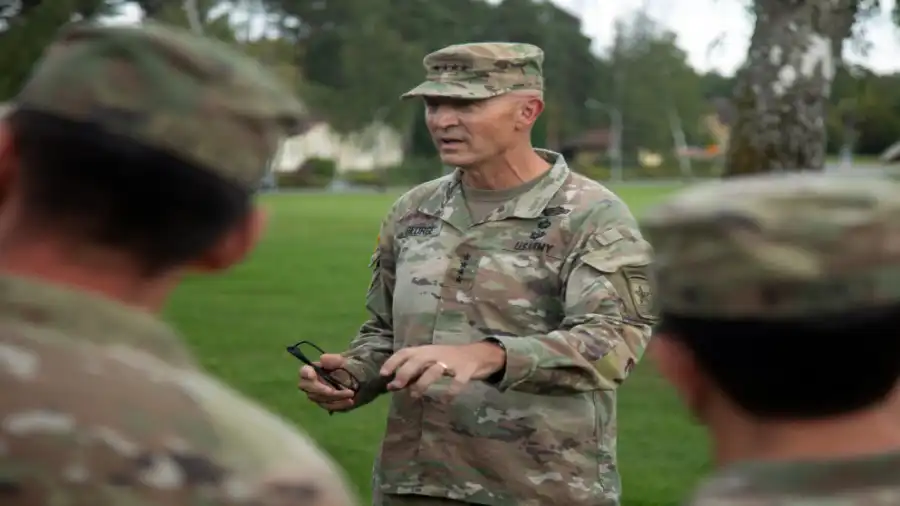 مدار الساعة,أخبار عربية ودولية,وزير الدفاع,هيئة الأركان المشتركة,القوات البرية,القوات المسلحة,القوات الجوية,القوات البحرية