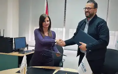 مذكرة تفاهم لتعزيز استخدام الذكاء الاصطناعي