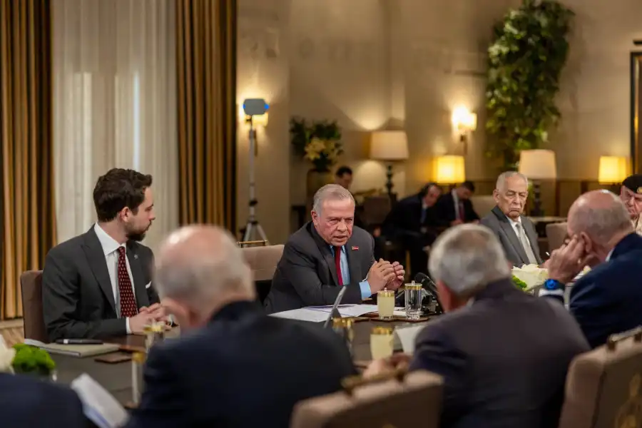 مدار الساعة,أخبار الأردن,اخبار الاردن,نائب رئيس الوزراء,وزير الخارجية وشؤون المغتربين,ولي العهد,القوات المسلحة الأردنية,رئيس الوزراء,أيمن الصفدي,هيئة الأركان المشتركة,الديوان الملكي الهاشمي,القوات المسلحة,الضفة الغربية,قصر الحسينية,الجيش العربي