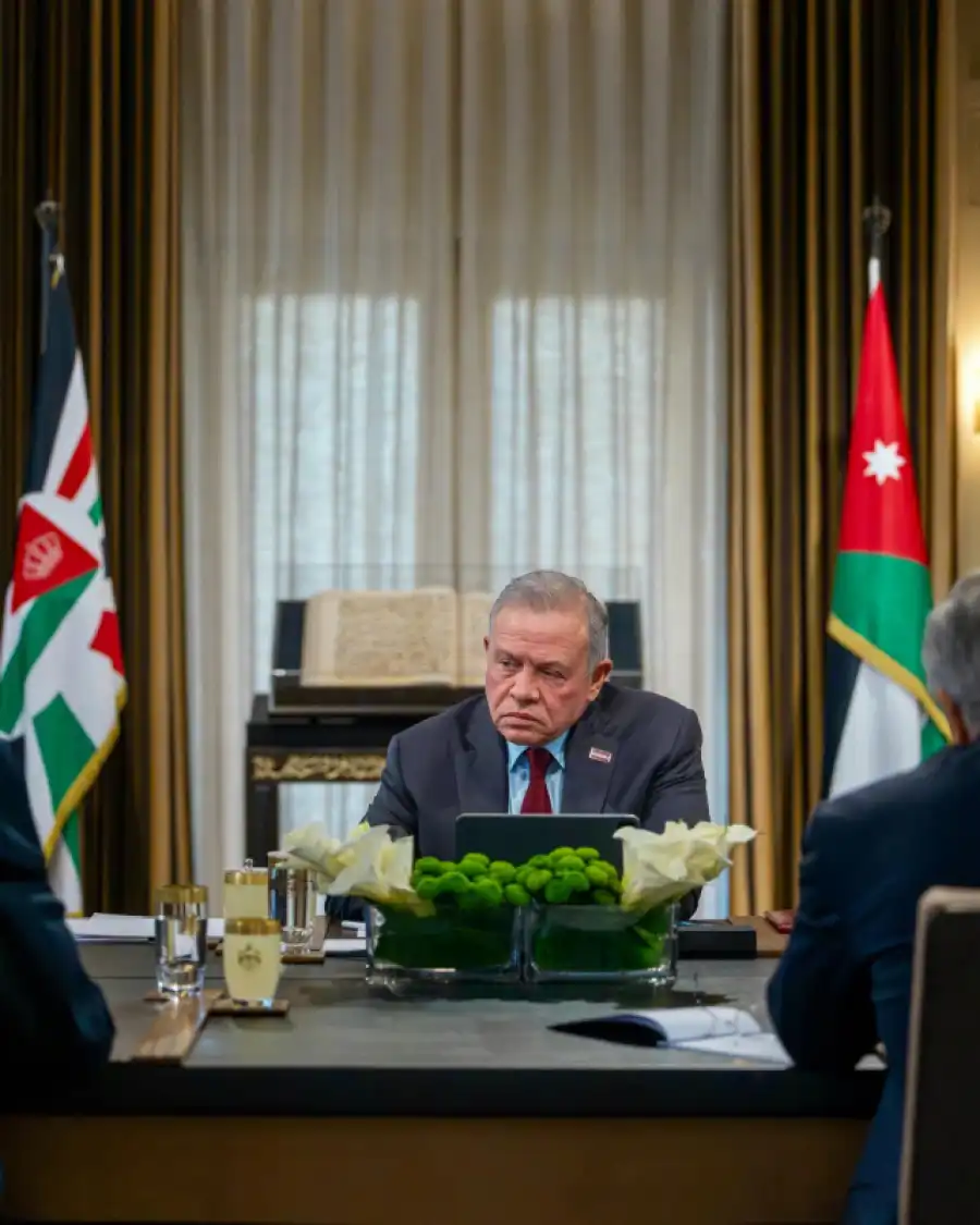 مدار الساعة,مقالات