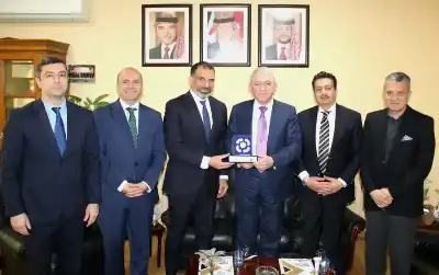 رجال الأعمال تبحث آفاق التعاون الاقتصادي