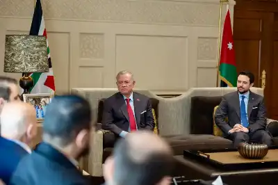 الملك يستقبل الوفد الوزاري السوري المشارك