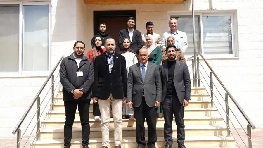 مدار الساعة,أخبار الجامعات الأردنية,الديوان الملكي الهاشمي,مركز التوثيق الملكي الأردني الهاشمي,جامعة الزرقاء,قصر رغدان العامر