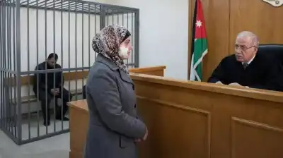 شوه وجه طليقته بمشرط.. والقضاء الأردني