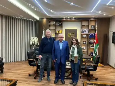 غرفة تجارة إربد تبحث مع ميرسي