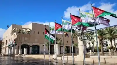 الشواربة يعلن فقدان وظيفة