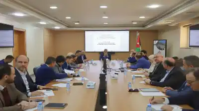 الخرابشة يؤكد أهمية إدماج أنظمة تخزين