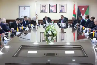 الصناعة والتجارة ووزارة الزراعة تبحثان مع