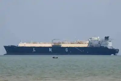 إندونيسيا تنهي الجدل: لا رسوم على