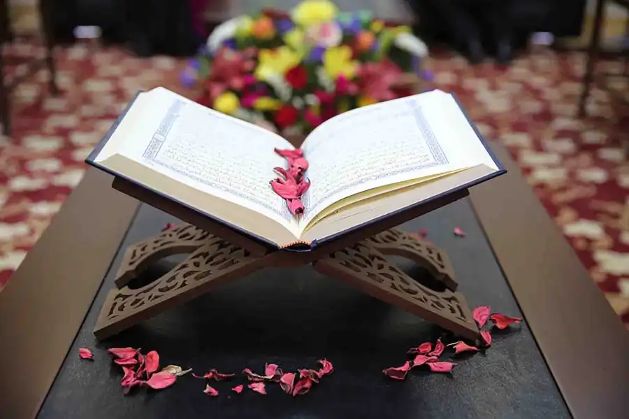 مدار الساعة,شؤون دينية