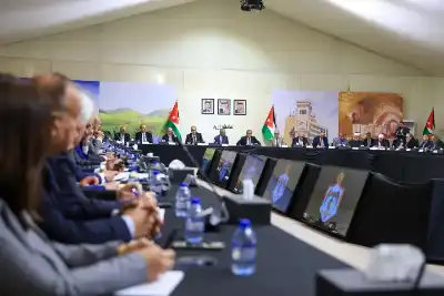 الأردن: معدّل لنظام تسجيل وترخيص المركبات