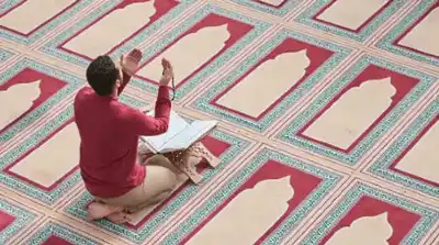 زلازل البلاء وثبات الأوفياء
