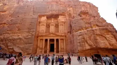 الأردن: ارتفاع ملموس بأعداد زوار المواقع