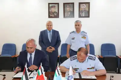 العمل والأردنية لأنظمة الطيران توقعان اتفاقية