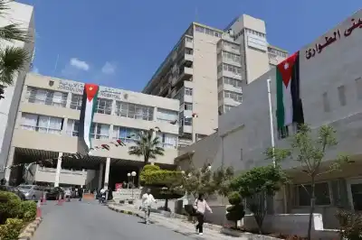 توقيف مسؤول مالي بمستشفى الأردنية بجناية