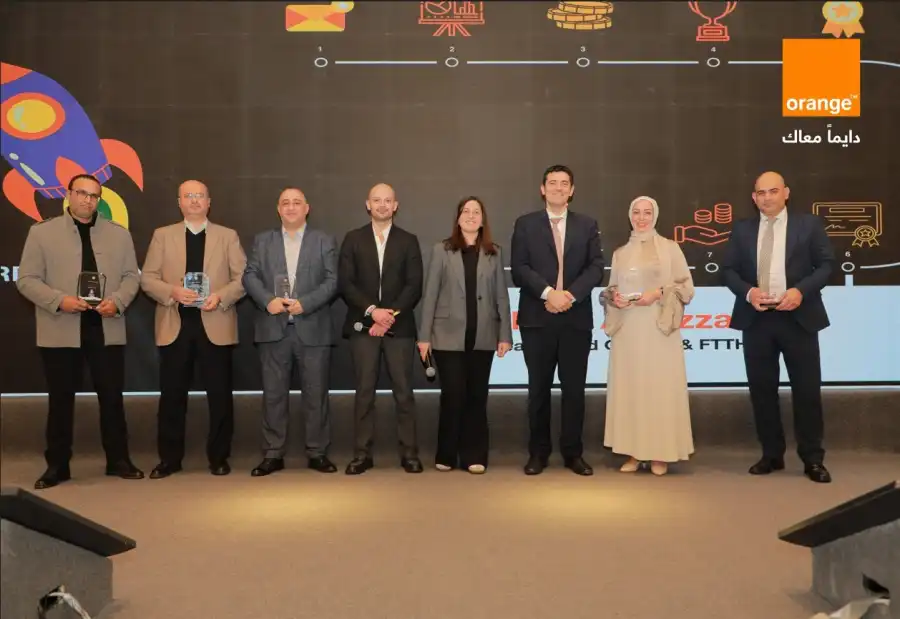 مدار الساعة,أخبار البنوك والشركات
