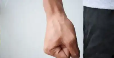 التصدع الخفي.. اللين يجمع والقسوة تفرق..