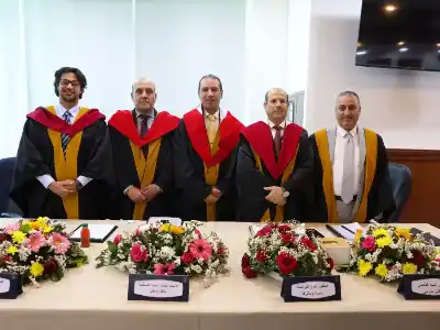 حمزة العكايلة.. مبارك الدكتوراه والامتياز (صور)
