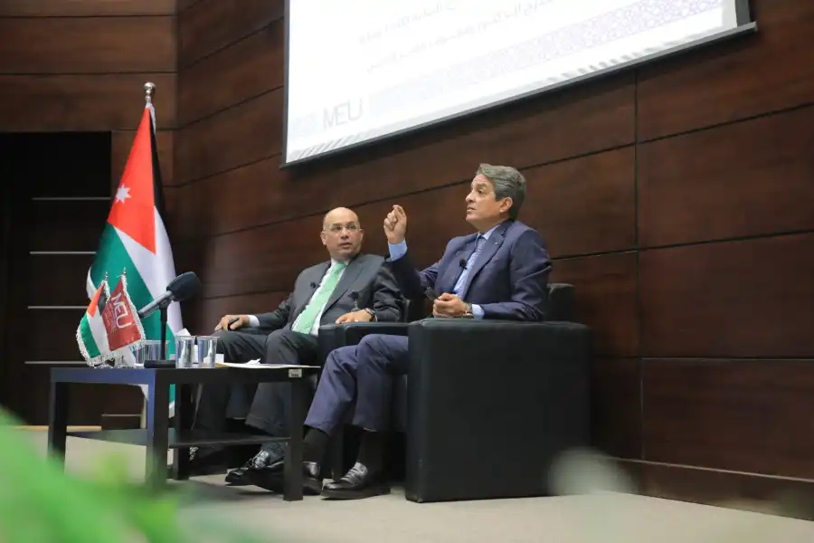 مدار الساعة,أخبار الجامعات الأردنية,وزير الشباب,الملك عبد الله الثاني,الأمير الحسين بن عبد الله الثاني,ولي العهد,جامعة الشرق الأوسط