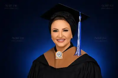 نور اللوزي.. مبارك الدكتوراه
