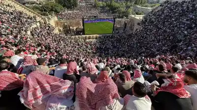 المدرج الروماني يستقبل الجماهير لمتابعة مباراة