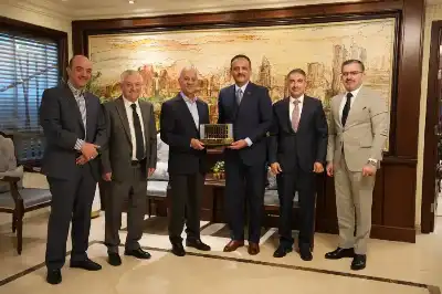 صناعة عمان تبحث تعزيز التبادل التجاري