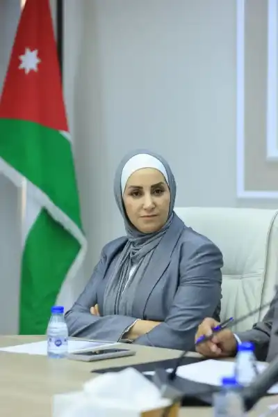 أبو رمان توجه سؤالا نيابيا حول