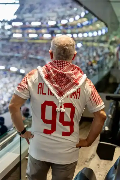 الملك يتابع مباراة الأردن والأرجنتين.. شاهد
