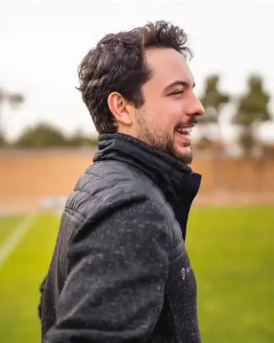 المصور الخاص بولي العهد ينشر صورا