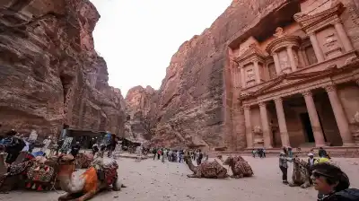 سلطة البترا: إعفاء 50% من أجور