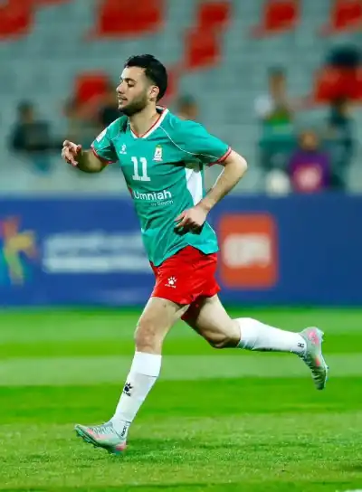مهند سمرين يعلن رحيله من نادي