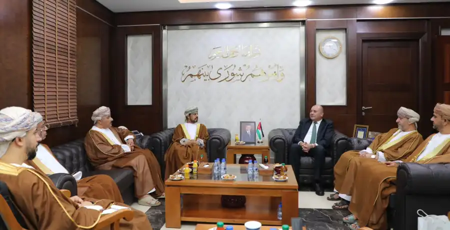 مدار الساعة,أخبار الأردن,اخبار الاردن,وزير الشؤون السياسية والبرلمانية,عبد المنعم العودات,المملكة الأردنية الهاشمية,الملك عبدالله الثاني,سلطنة عمان,السلطان هيثم بن طارق,سيادة القانون