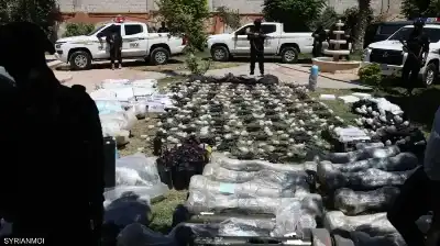 سوريا.. ضبط شحنة أسلحة موجهة لحزب