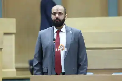 الكساسبة يؤدي اليمين الدستورية عضوا في