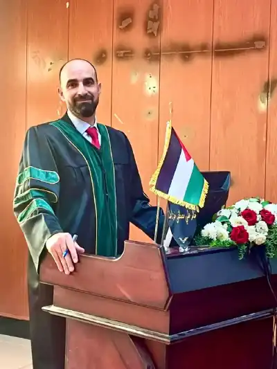 خالد الخزاعلة.. مبارك الدكتوراه