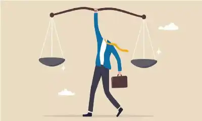 بين فتن الغنى وأمان الكفاف.. كيف
