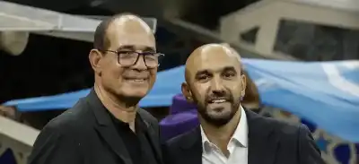 تفاصيل صادمة.. بادو الزاكي يكشف كواليس