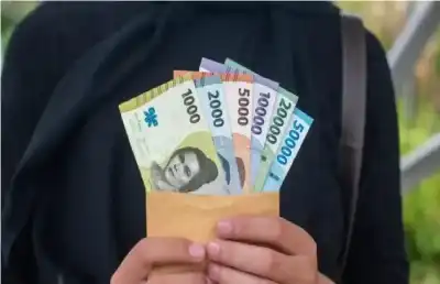 عمل المرأة ومالها الخاص.. . عن