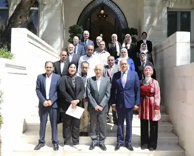 العيسوي يلتقي وفدا من جمعية غصون