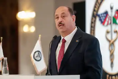 الخشاشنة يوجه رسالى إلى الأطباء الأردنيين