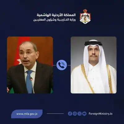الصفدي يهاتف آل ثاني: الدبلوماسية والحوار