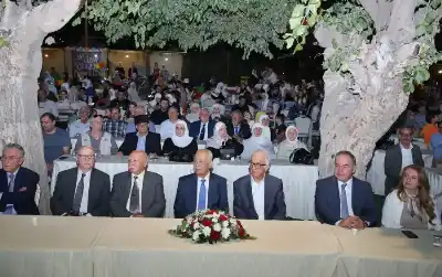 العيسوي يرعى افتتاح بازار ناعور أيام