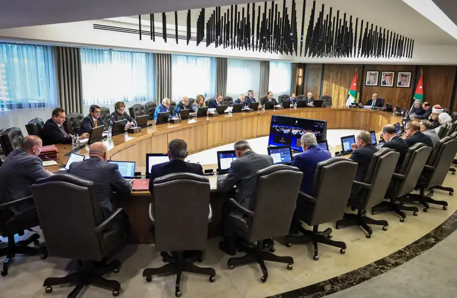 مدار الساعة,أخبار الأردن,اخبار الاردن,الدكتور جعفر حسان,رئيس الوزراء,المؤسسة الأردنية لتطوير المشاريع الاقتصادية,وزارة العمل,وزارة الاقتصاد الرقمي والريادة,المؤسسة التعاونية الأردنية,وزارة الخارجية وشؤون المغتربين,شركة توزيع الكهرباء,هيئة تنظيم قطاع الطاقة والمعادن,الضمان الاجتماعي,المدن الصناعية,وزارة الاقتصاد الرقمي,ديوان التشريع والرأي,وزارة التربية والتعليم,وزارة الخارجية,البنك المركزي